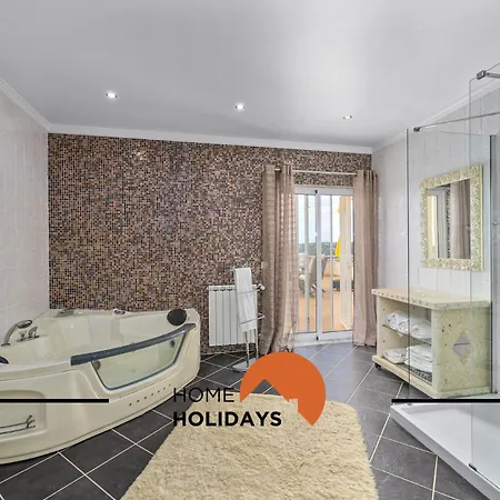#300 Vivenda Miradouro By Holidays